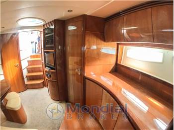 Pershing 50