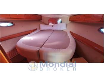 BAVARIA YACHTS 35 SPORT