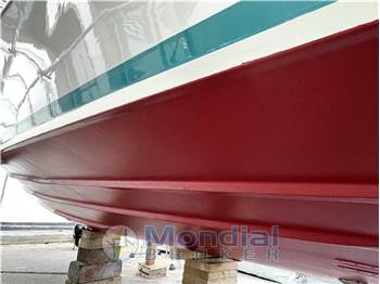 Riva Bertram 25