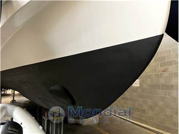 Azimut Magellano 53