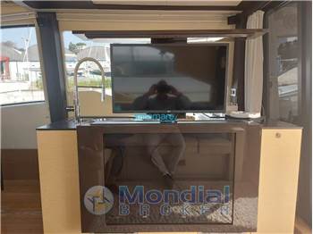 Cranchi 58 HT