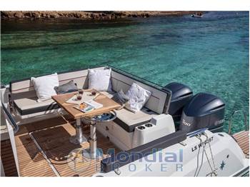 Jeanneau Cap Camarat 10.5 WA serie 2