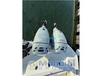 Boston Whaler 28 CONQUEST