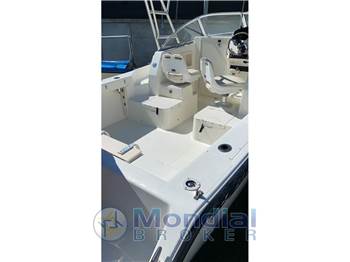 Mako Marine MAKO 215