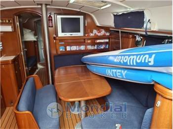 Beneteau Oceanis 411