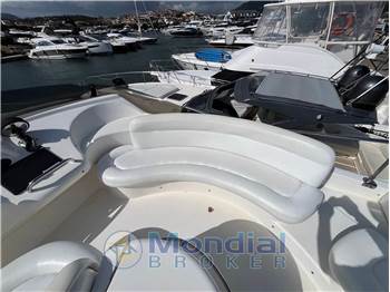 Azimut AZ 46
