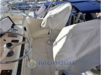 Hatteras 38 CONVERTIBLE