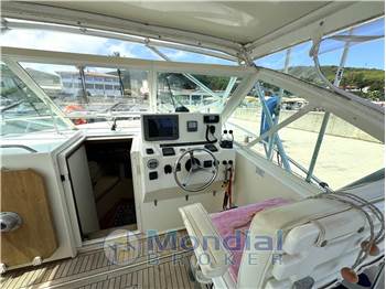 Carolina Boatworks Classic 32