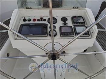 Beneteau OCEANIS 381