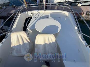 Jeanneau Prestige 32 Fly