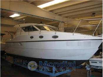 Azimut AZ 32