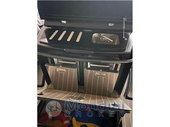 SACS STRIDER 11