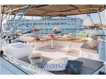 Catana Bali 5.4