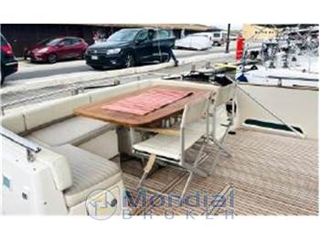 Azimut Magellano 50