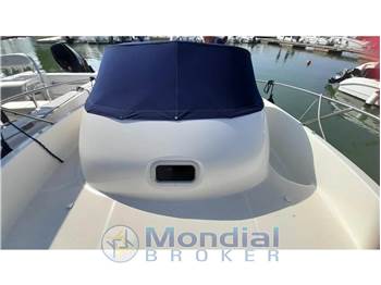 Jeanneau Cap Camarat 7.5 WA