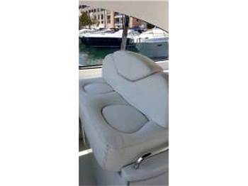 Pershing 54