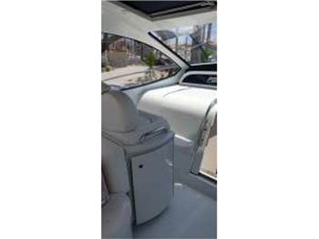 Pershing 54
