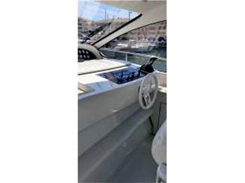 Pershing 54