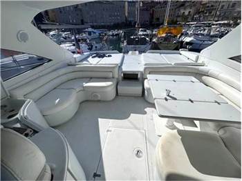 Pershing 54