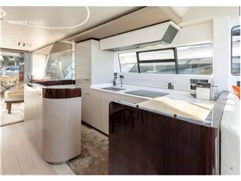 Azimut Fly 72
