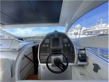 Pershing 50