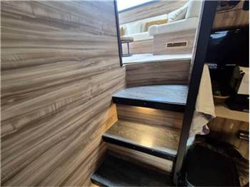 Ferretti yachts 620