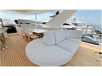 Azimut 27 grande metri