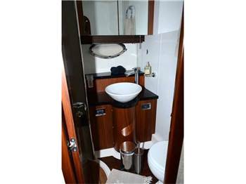 Sunseeker Manhattan 52