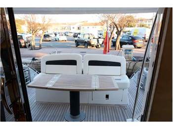Sunseeker Manhattan 52