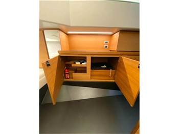 Wally Wallytender 48