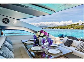 Pershing 64