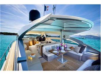 Pershing 64