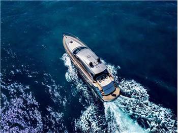 Pershing 64