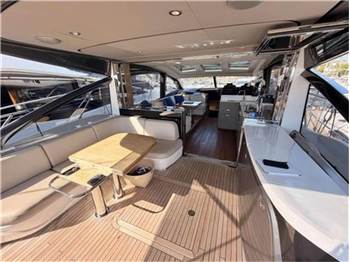 Princess yachts V55