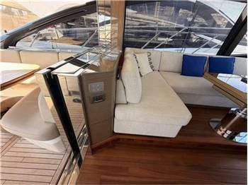 Princess yachts V55