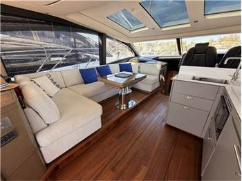 Princess yachts V55