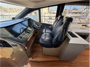 Princess yachts V55
