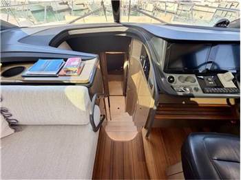 Princess yachts V55