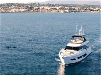 Ferretti yachts 720