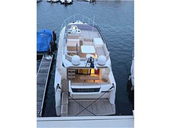 Ferretti yachts 450