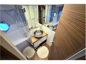 Ferretti yachts 450