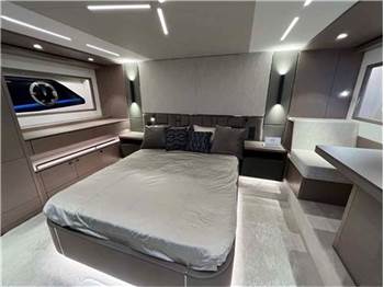 Sunseeker Manhattan 68