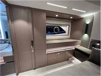 Sunseeker Manhattan 68