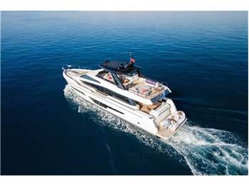 Ferretti yachts 780