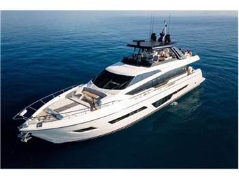 Ferretti yachts 780