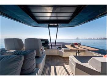 Ferretti yachts 780