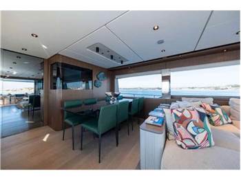 Ferretti yachts 780