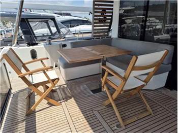 Beneteau Grand trawler 62