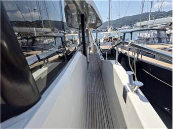 Beneteau Grand trawler 62