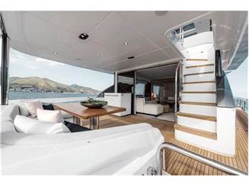 Azimut Fly 78